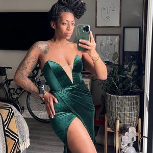 Forest Green Deep Plunge Velvet Strapless